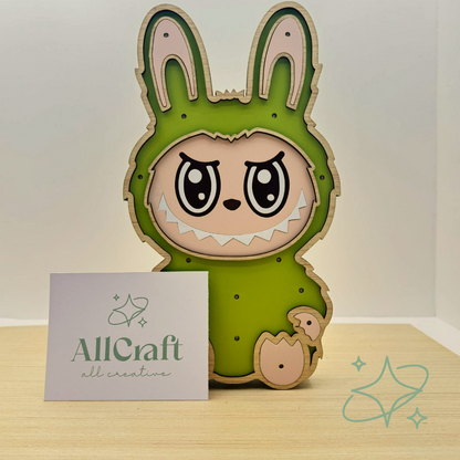 La Lampada Labubu LED da Comodino - Luce Notturna di Design in MDF - AllCraftLab